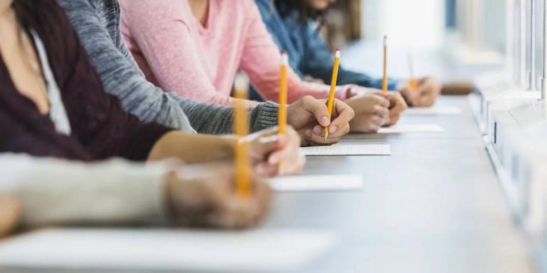 Yıllardır uygulanan o şart kalktı! AGS'ye giren liseye atanacak! “İşletme mezunuyum öğretmen olabilir miyim?” 1