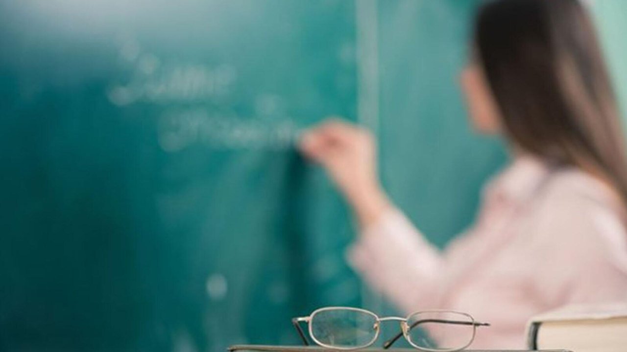 Tüm öğretmenlere tanımlanan eğitimi tamamlama süresi uzatıldı