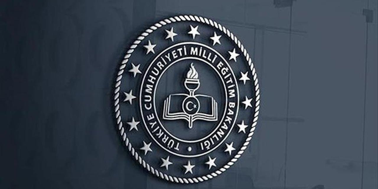Tüm sınavları yüz bile olsa o öğrencilere takdir ve teşekkür verilmeyecek