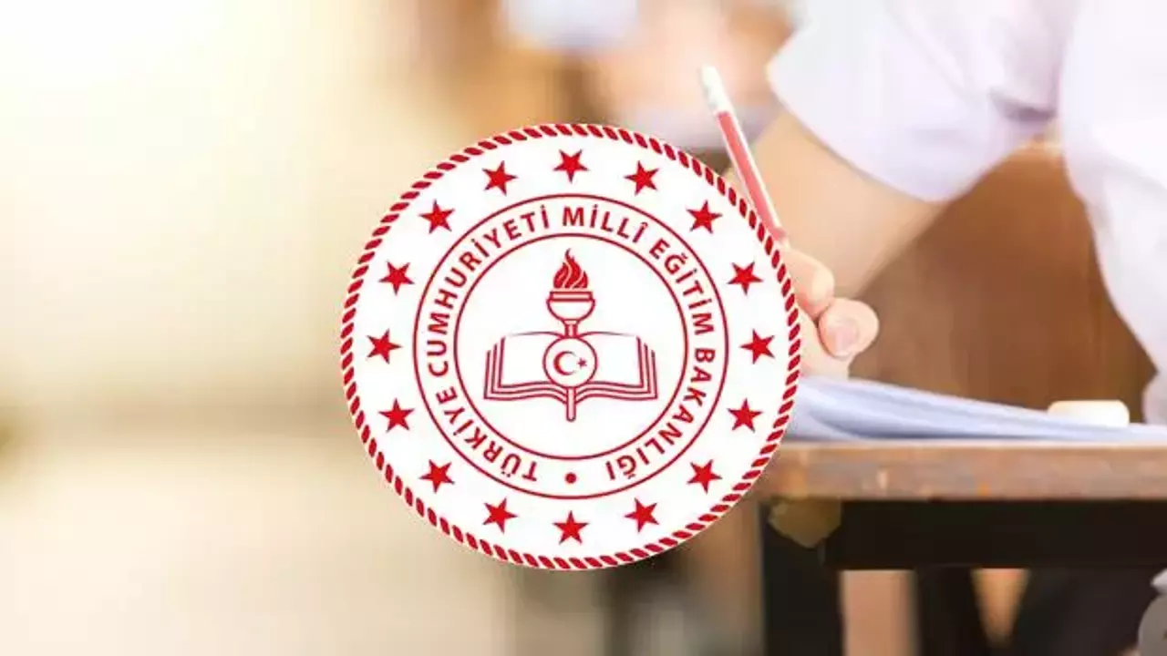 Müfredat dışı ders işlenecek! Milli Eğitim Bakanlığı'ndan açıklama geldi