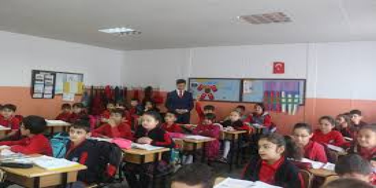 Sınıf öğretmenliği formasyon var mı?