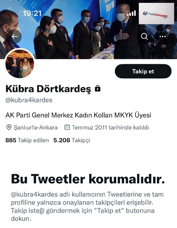 Deprem Bölgesinde Yalın Ayaklı Çocuğa Meyve Suyu Verirken Poz Vermişti: Ak Partili İsim Hesabını Kilitledi