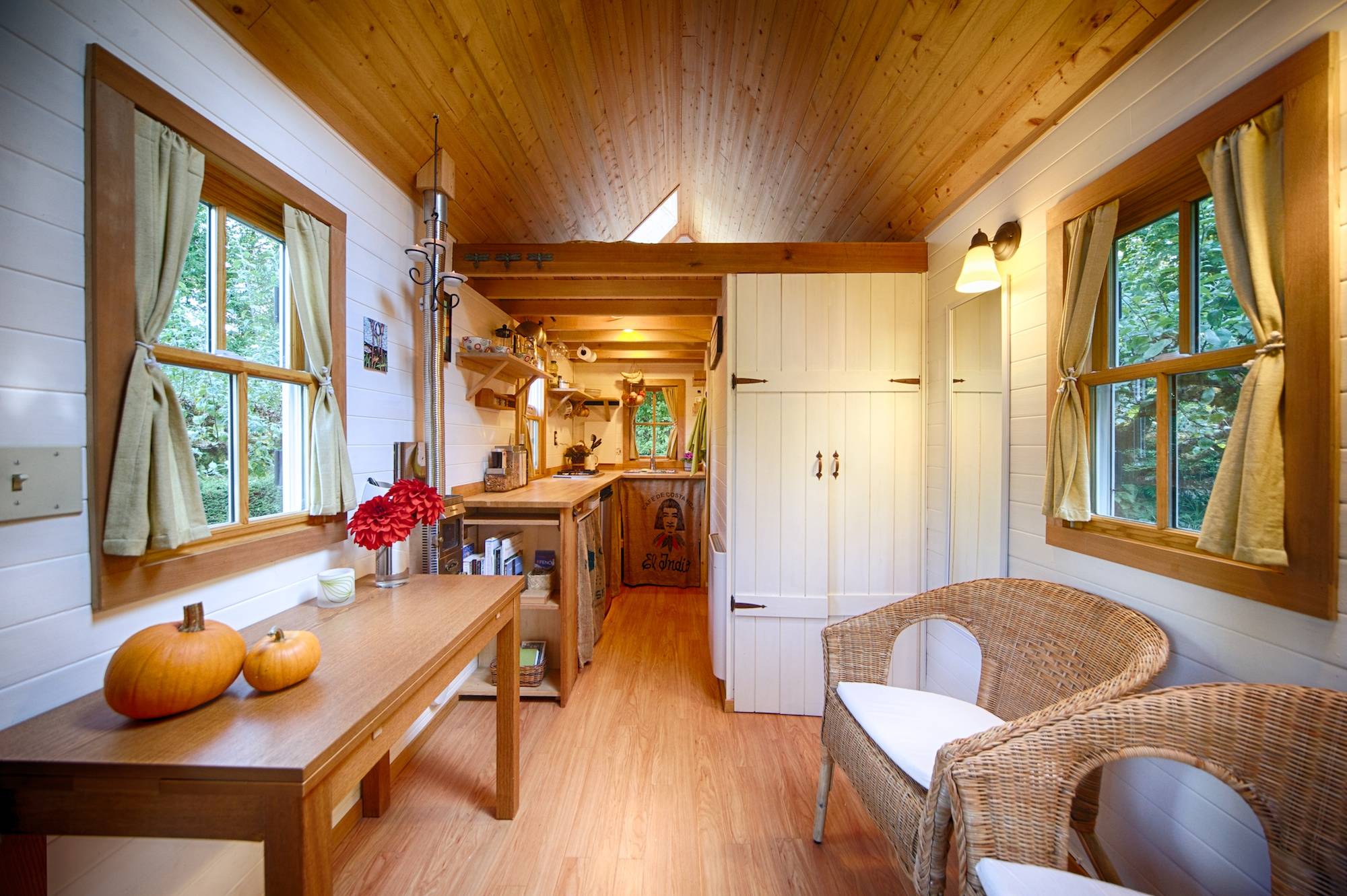 tiny-house-hangi-arazilere-kurulur-tiny-house-imar-iznine-gerek-var-mi-tiny-house-metrekare-kisitlamasi-oluyor-mu.jpeg